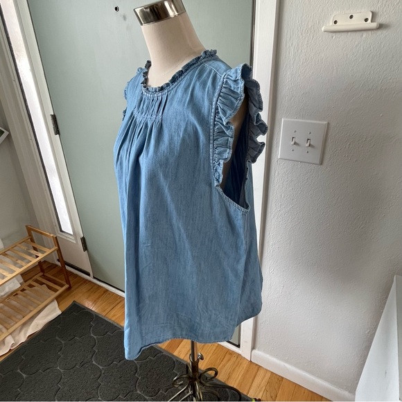 Old Navy top - Picture 3 of 4